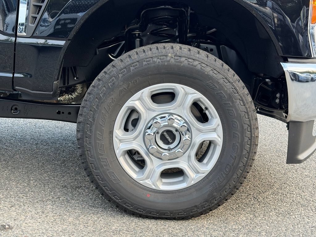 New 2026 Ford F350 XLT AWD/4WD image 8