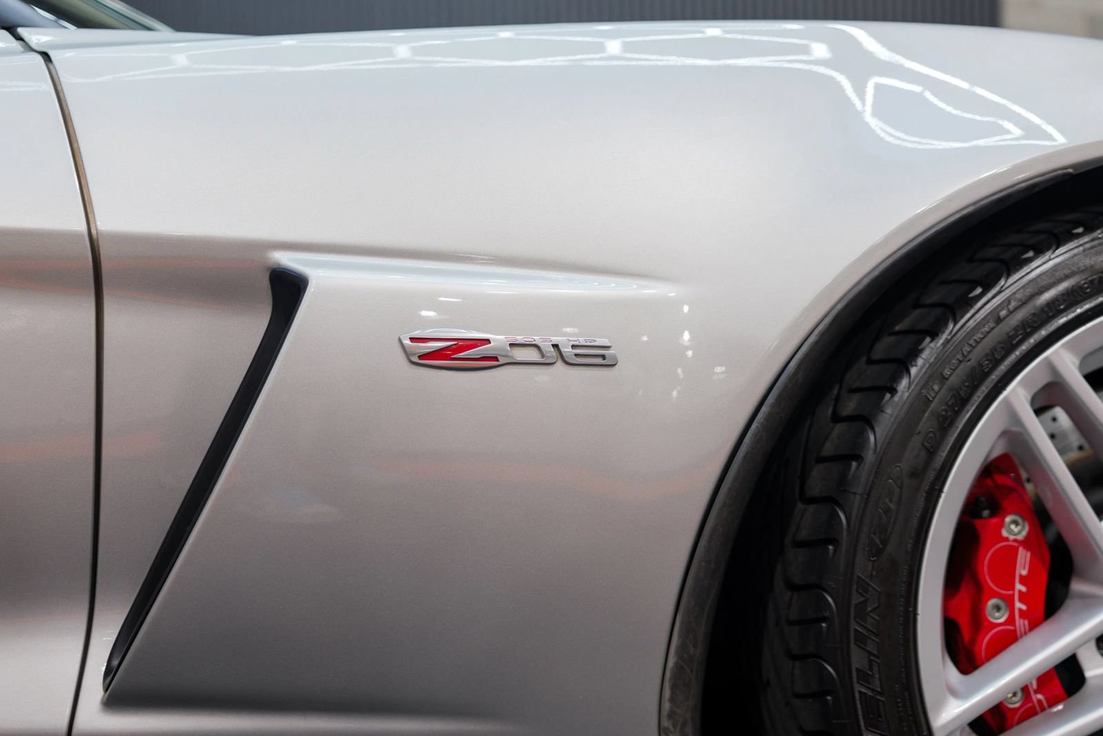 Used 2006 Chevrolet Corvette Z06 RWD image 21