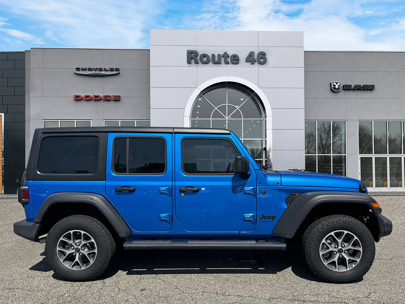 Used 2025 Jeep Wrangler Unlimited Sport AWD/4WD image 6