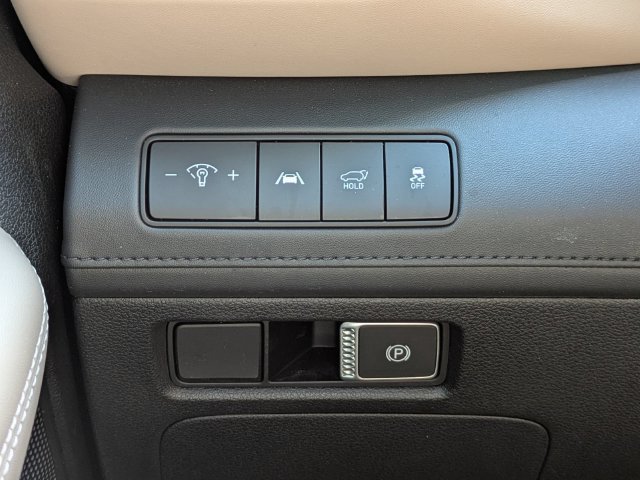 Used 2022 Hyundai Santa Fe Limited FWD image 28