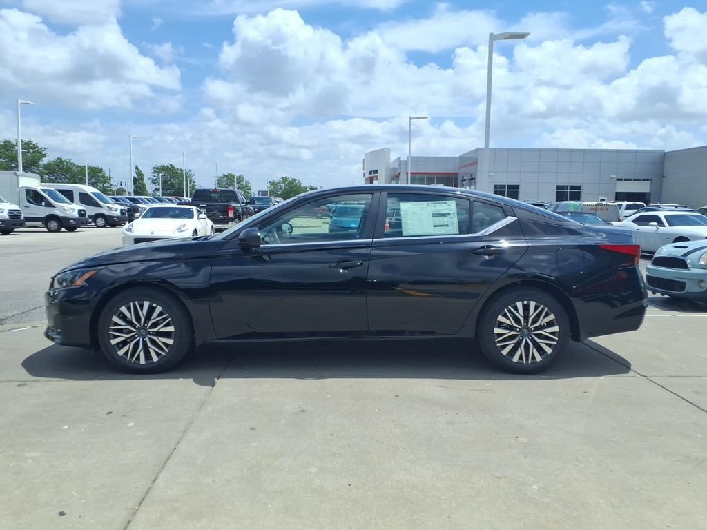 New 2026 Nissan Altima 2.5 SV FWD image 5