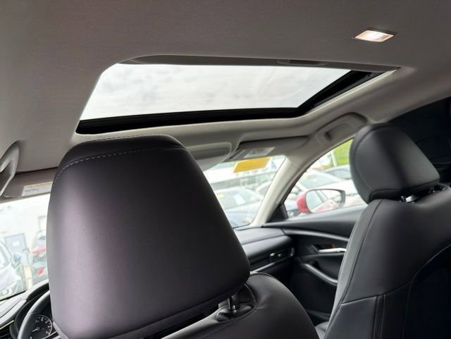 Used 2025 MAZDA CX-30 AWD 2.5 S w/ Preferred Package image 8