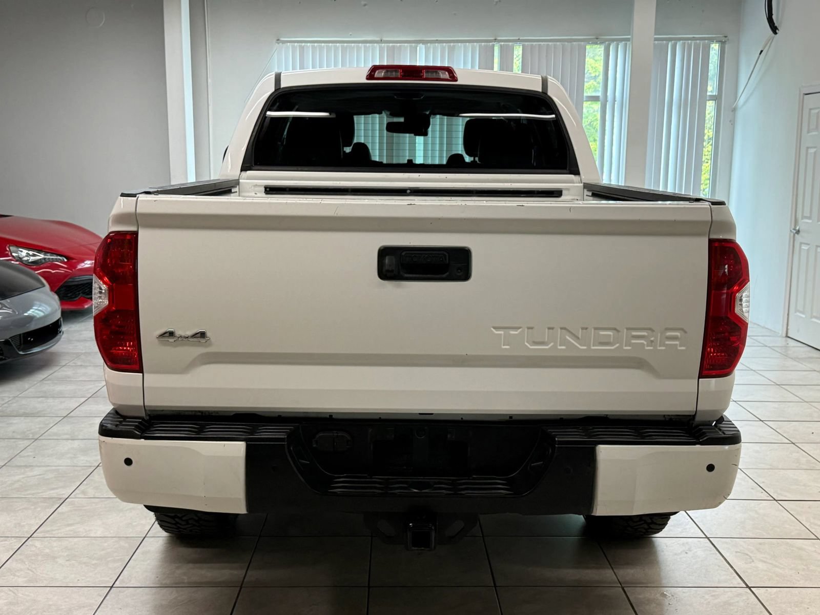Used 2018 Toyota Tundra Platinum AWD/4WD image 8