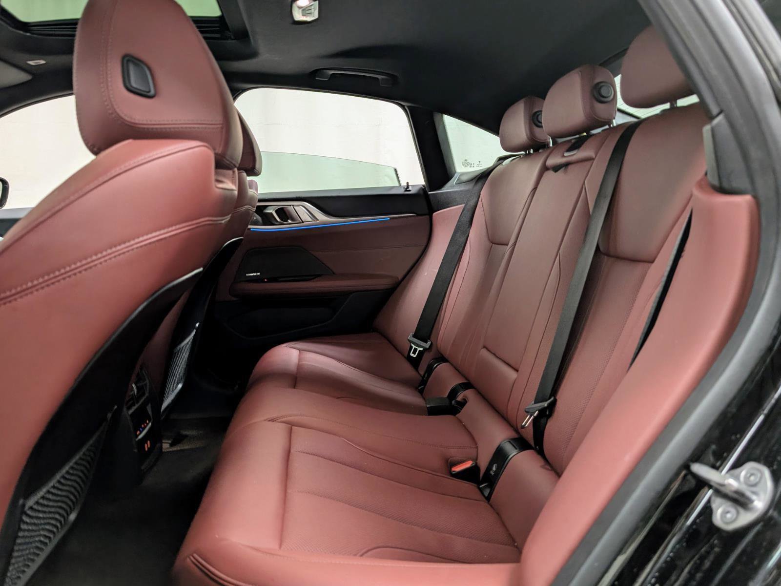 Used 2023 BMW i4 eDrive40 w/ M Sport Package image 18