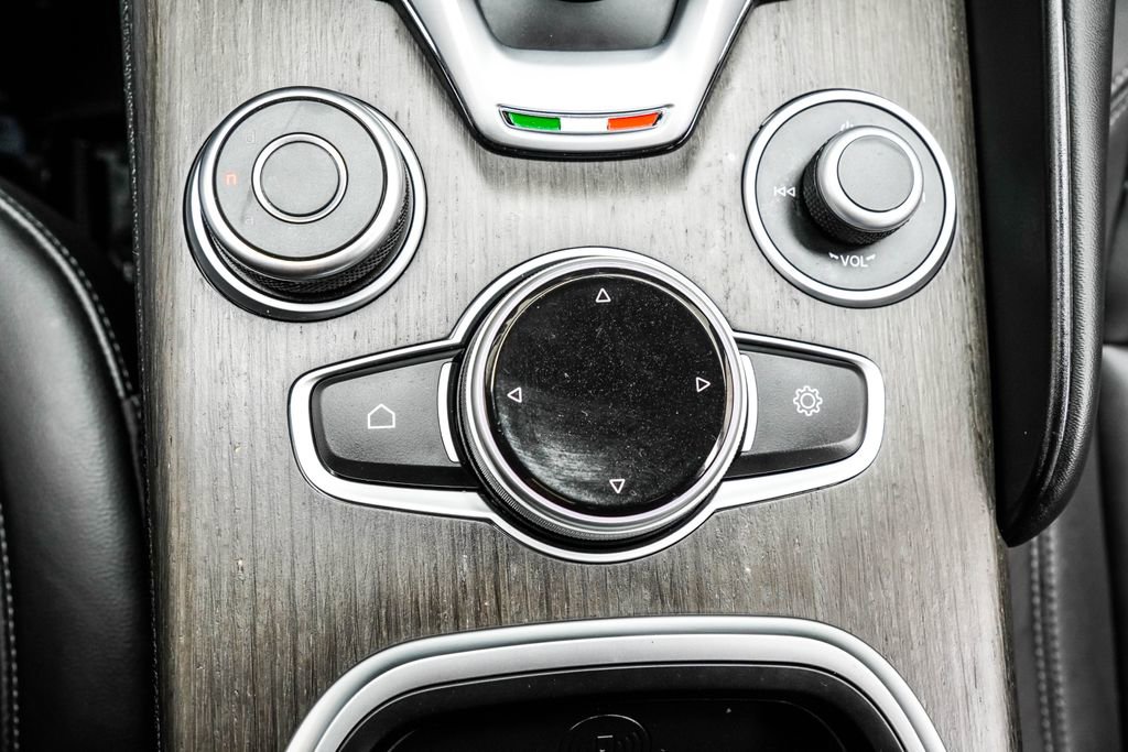 Used 2023 Alfa Romeo Giulia Ti image 25