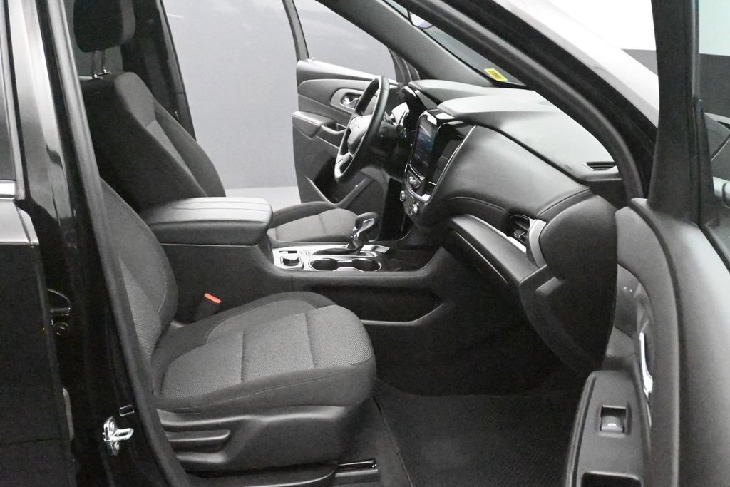 Certified 2023 Chevrolet Traverse LT AWD/4WD image 11