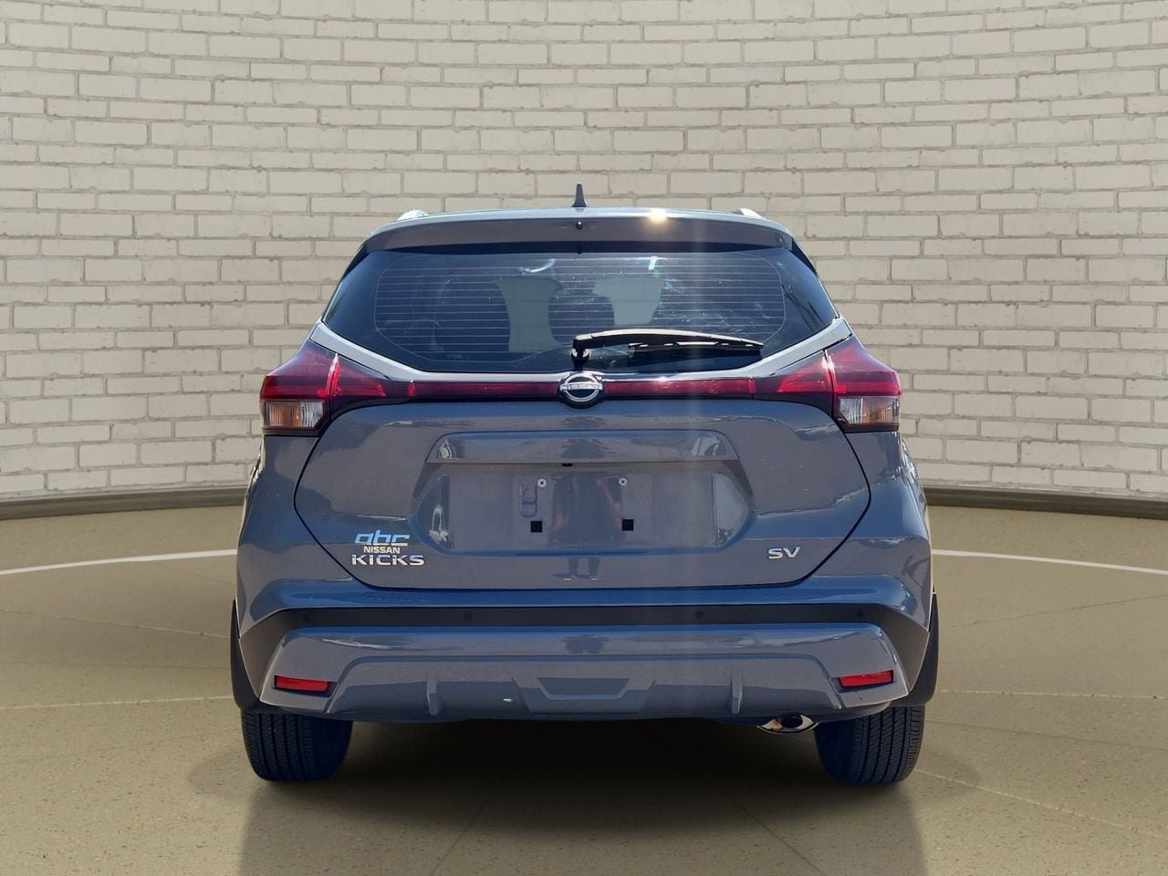 Used 2024 Nissan Kicks SV FWD image 6