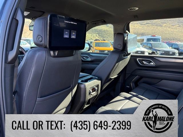 Used 2023 Chevrolet Suburban RST w/ Sport Performance Package image 28