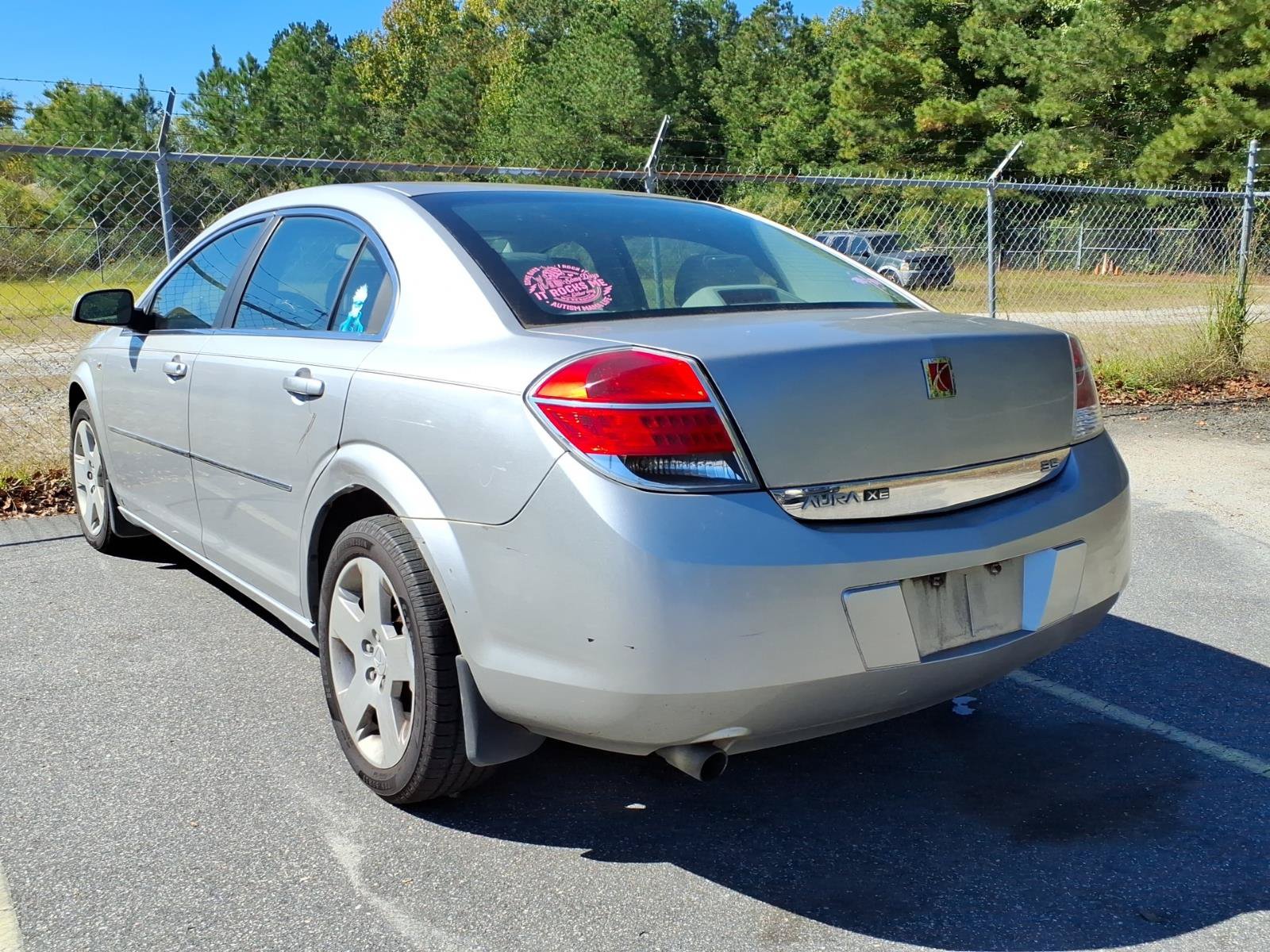 Used 2008 Saturn Aura XE FWD image 4