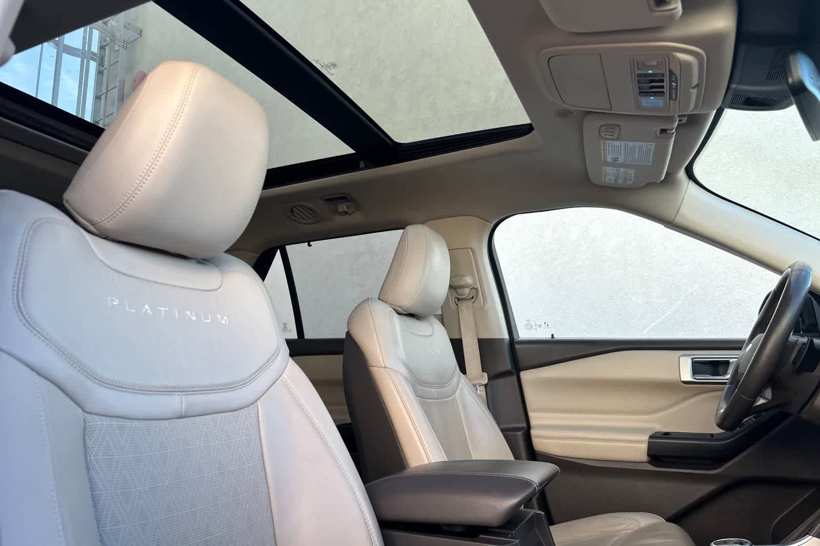 Used 2020 Ford Explorer Platinum AWD/4WD image 19