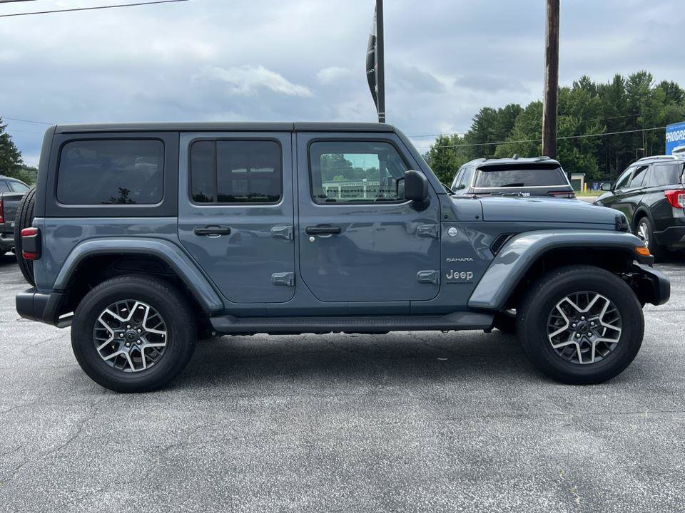 Used 2024 Jeep Wrangler Unlimited Sahara w/ Safety Group AWD/4WD image 10