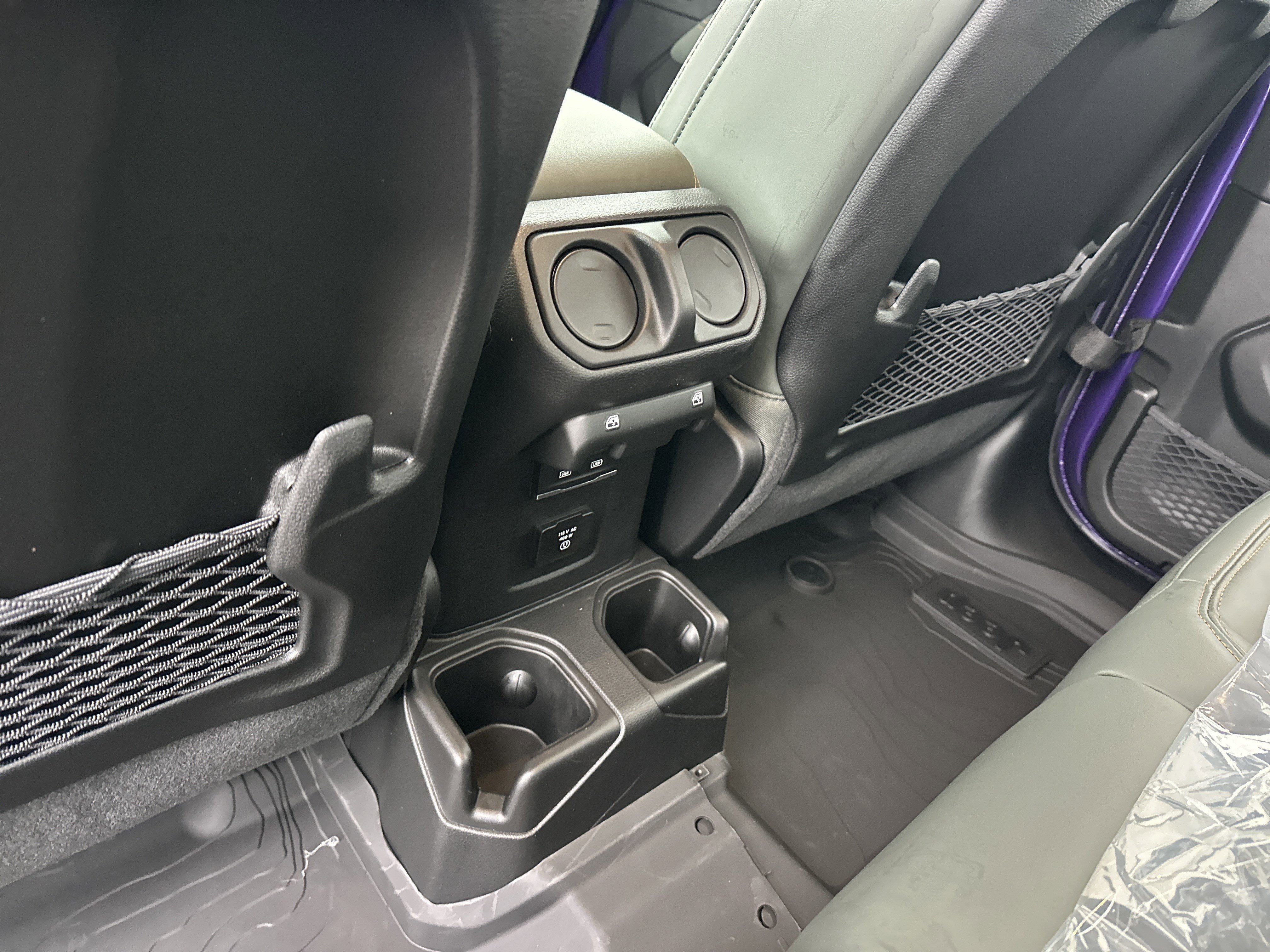 New 2026 Jeep Gladiator Mojave image 13