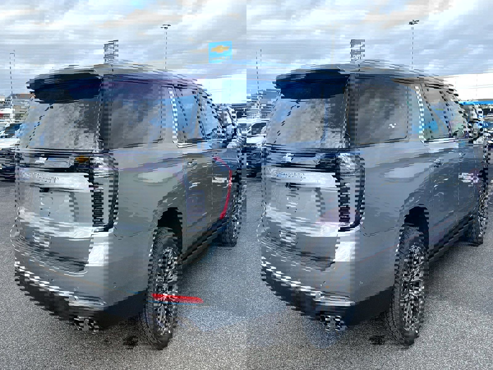 New 2026 Chevrolet Suburban High Country image 10