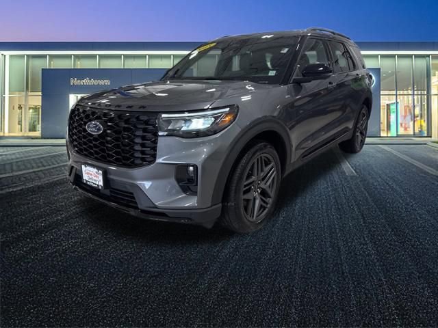 Used 2025 Ford Explorer ST-Line w/ Premium Package image 8