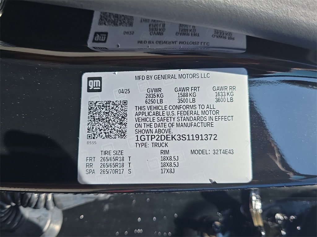 Used 2025 GMC Canyon AT4 w/ Technology Plus Package image 20