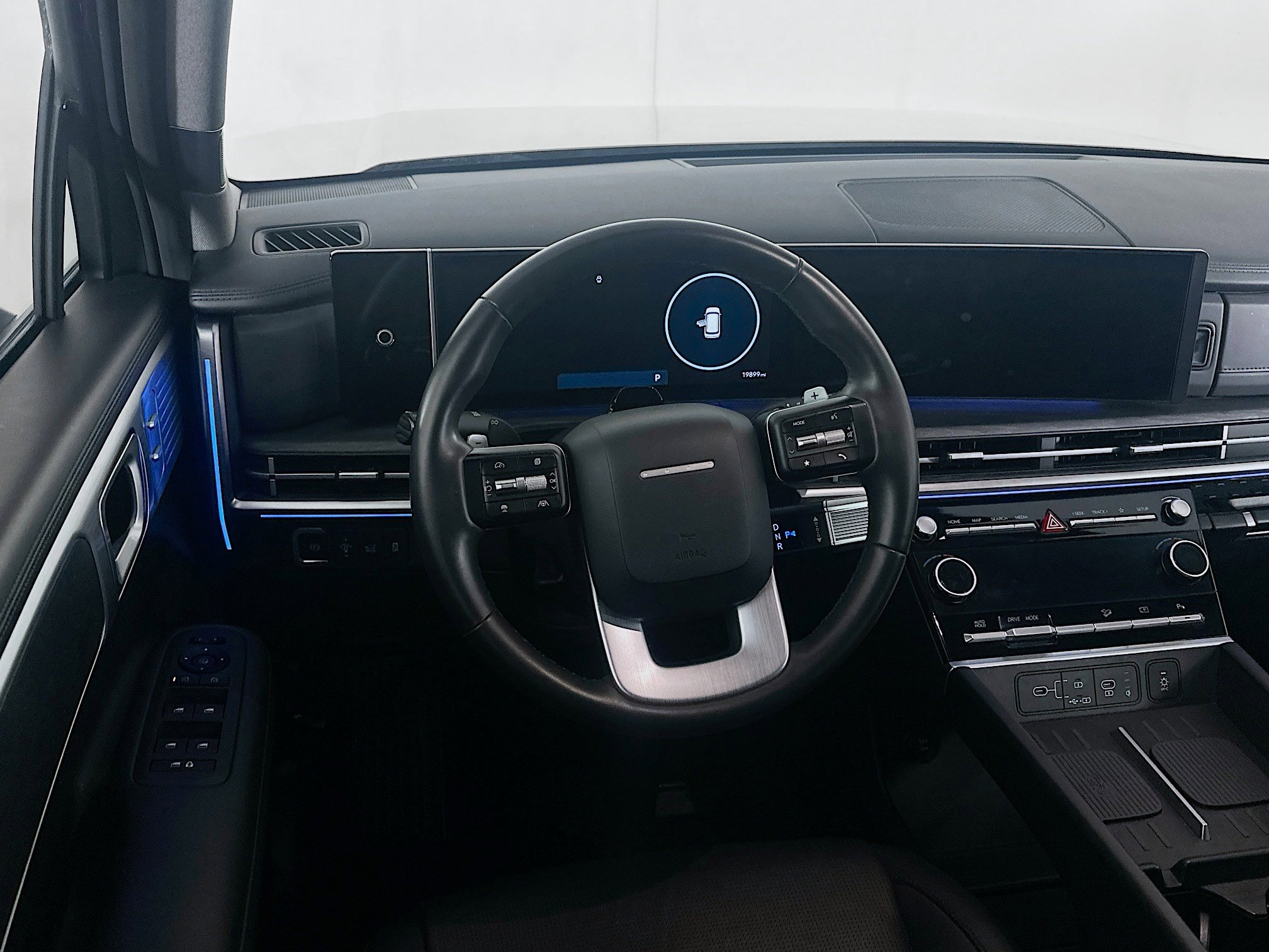 Used 2025 Hyundai Santa Fe Limited image 17