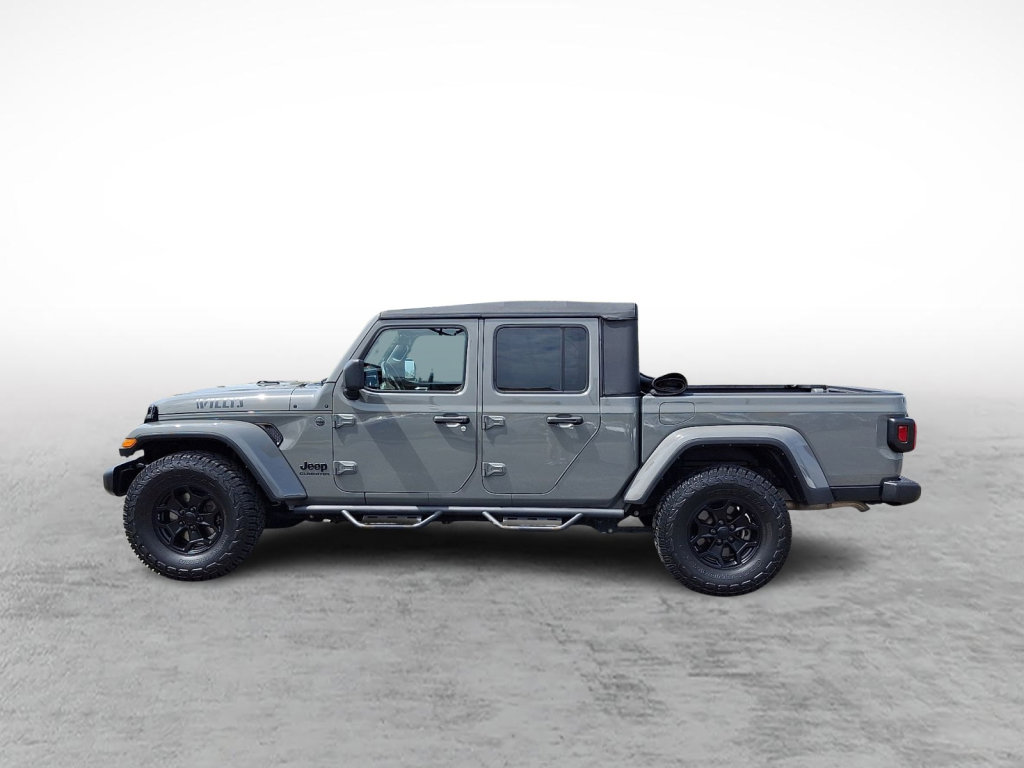 Used 2022 Jeep Gladiator Willys image 2