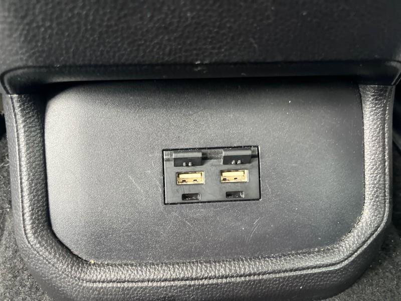 Used 2021 Toyota Highlander XLE image 30