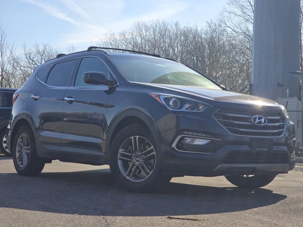Used 2017 Hyundai Santa Fe Sport image 2