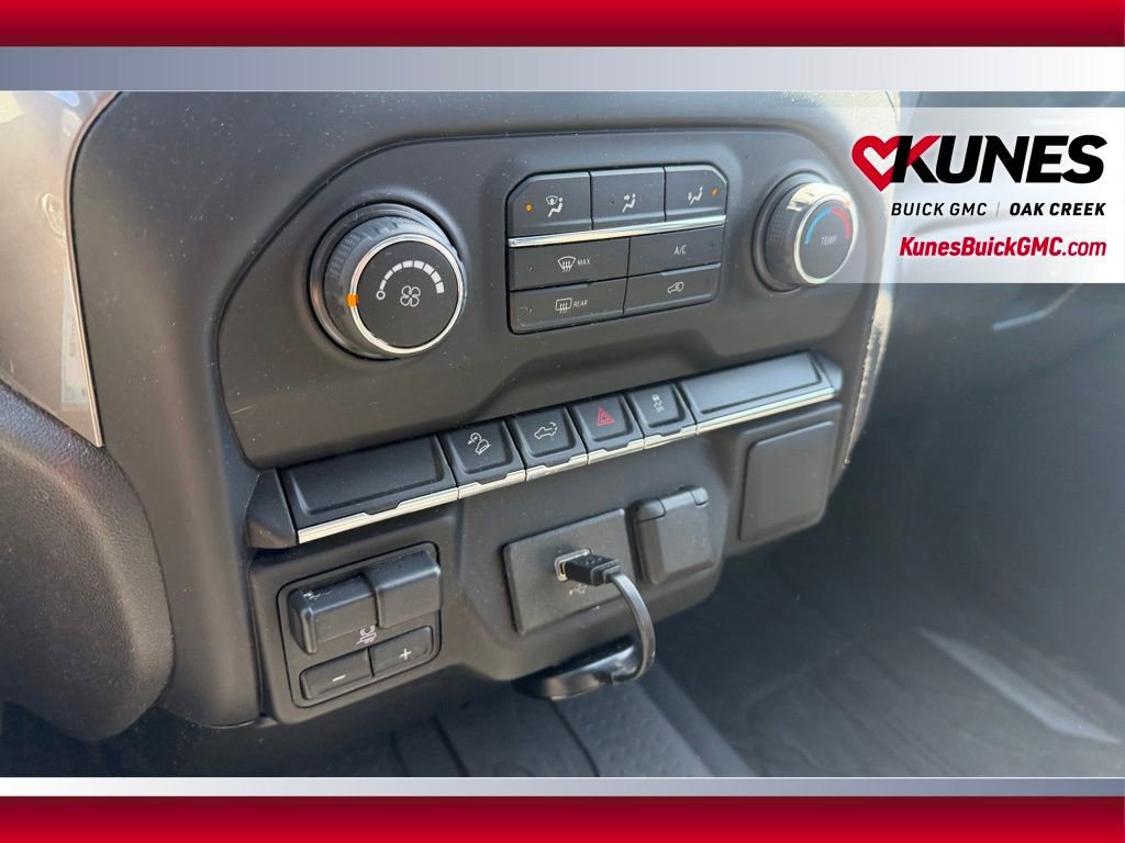 Used 2019 Chevrolet Silverado 1500 Custom Trail Boss w/ Custom Convenience Package image 16