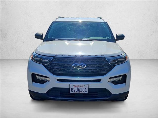 Used 2021 Ford Explorer XLT w/ Equipment Group 202A RWD image 2