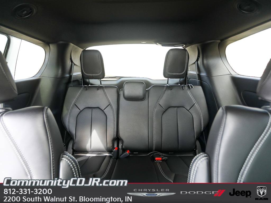 New 2026 Chrysler Voyager LX FWD image 20