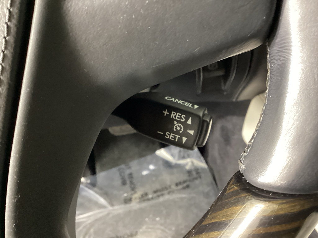 Used 2014 Lexus LS 460 L RWD image 27