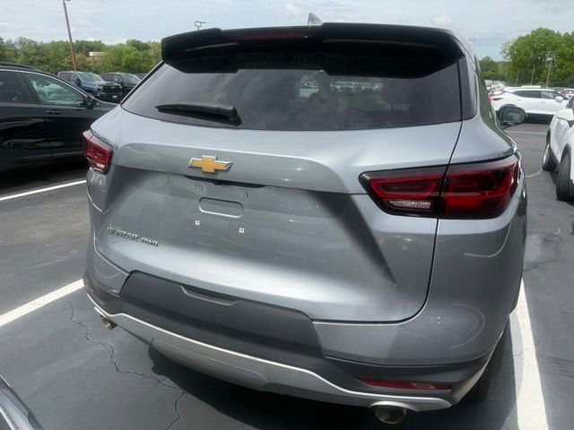 Used 2025 Chevrolet Blazer LT AWD/4WD image 7