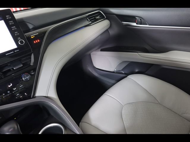 Used 2023 Toyota Camry XLE w/ Cold Weather Package image 17