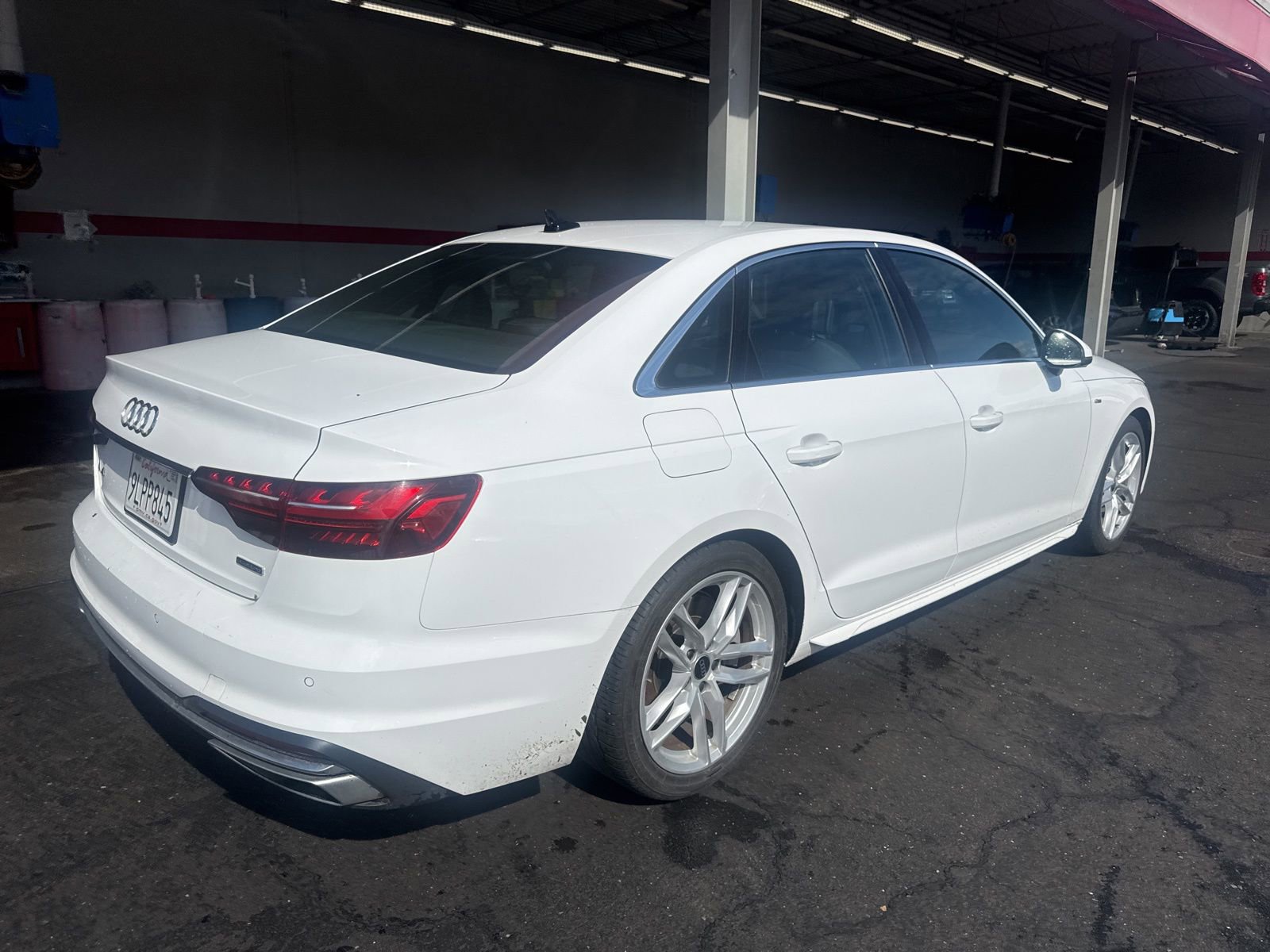 Used 2024 Audi A4 2.0T Premium Plus image 2