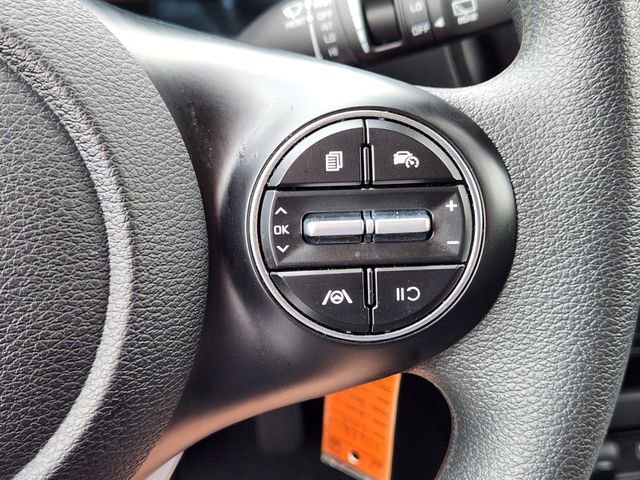 Certified 2025 Kia Soul LX w/ LX Technology Package image 28