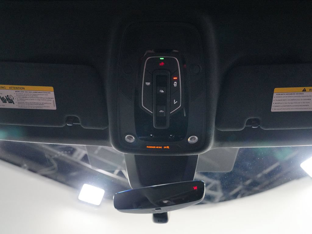Used 2023 Audi SQ8 Premium Plus w/ SQ8 Luxury Package AWD/4WD image 40