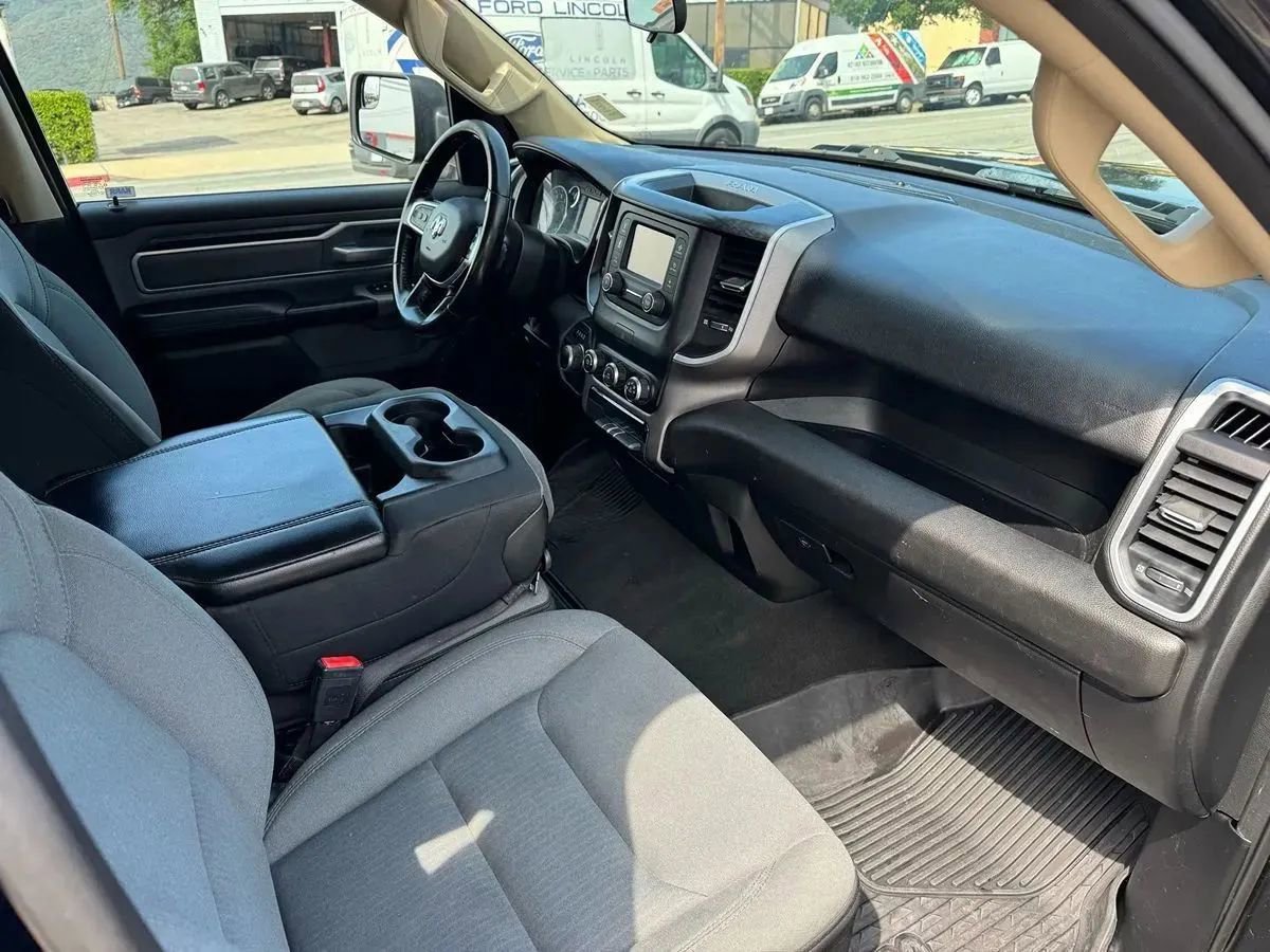 Used 2020 RAM 1500 Big Horn RWD image 14