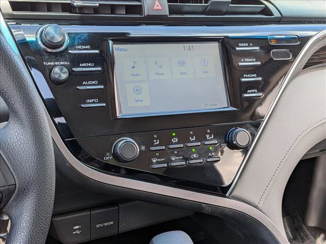 Used 2018 Toyota Camry LE FWD image 14