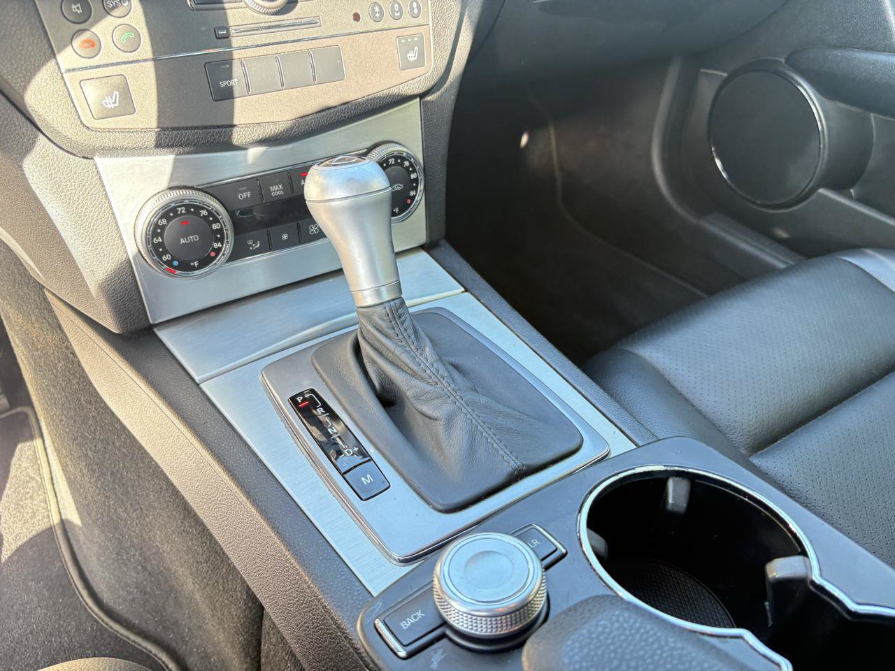 Used 2010 Mercedes-Benz C 300 Sedan image 40