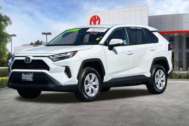 Certified 2025 Toyota RAV4 LE FWD image 9