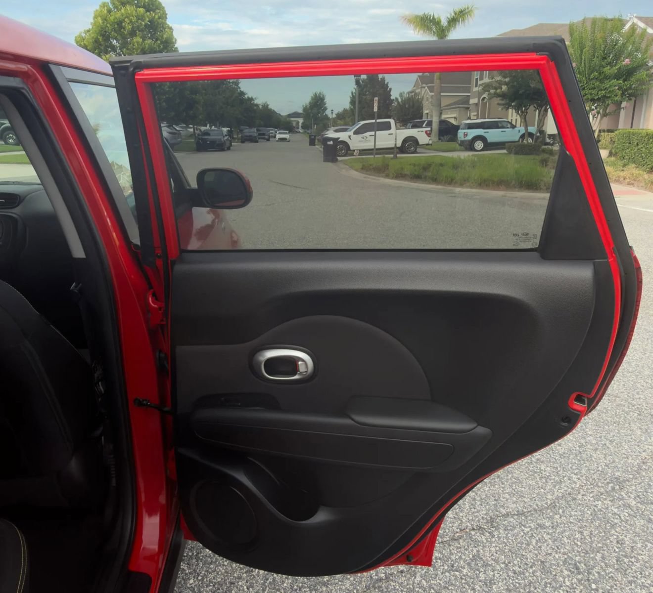 Used 2016 Kia Soul + FWD image 9