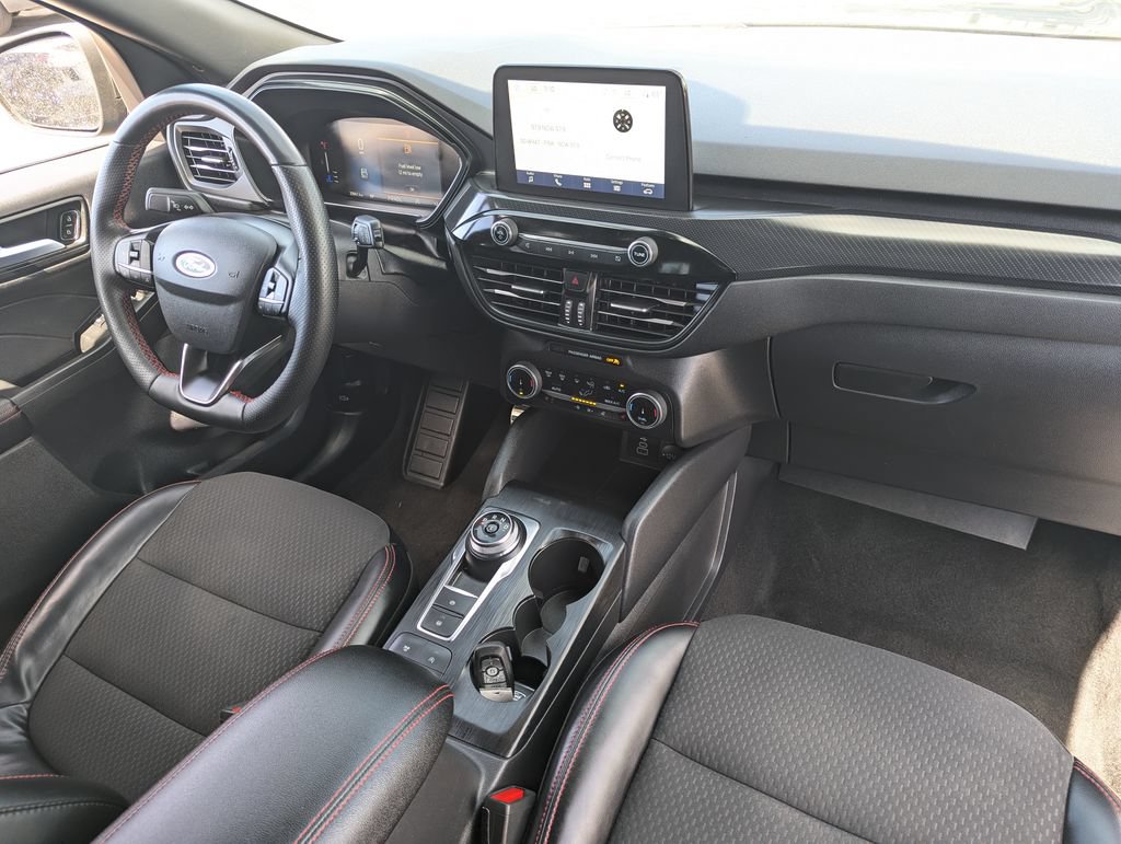 Used 2024 Ford Escape ST-Line AWD/4WD image 35