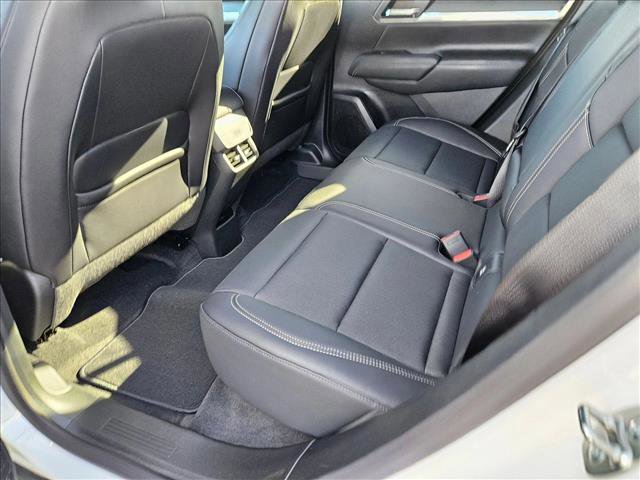 New 2026 GMC Terrain Elevation w/ Elevation Premium Package AWD/4WD image 15