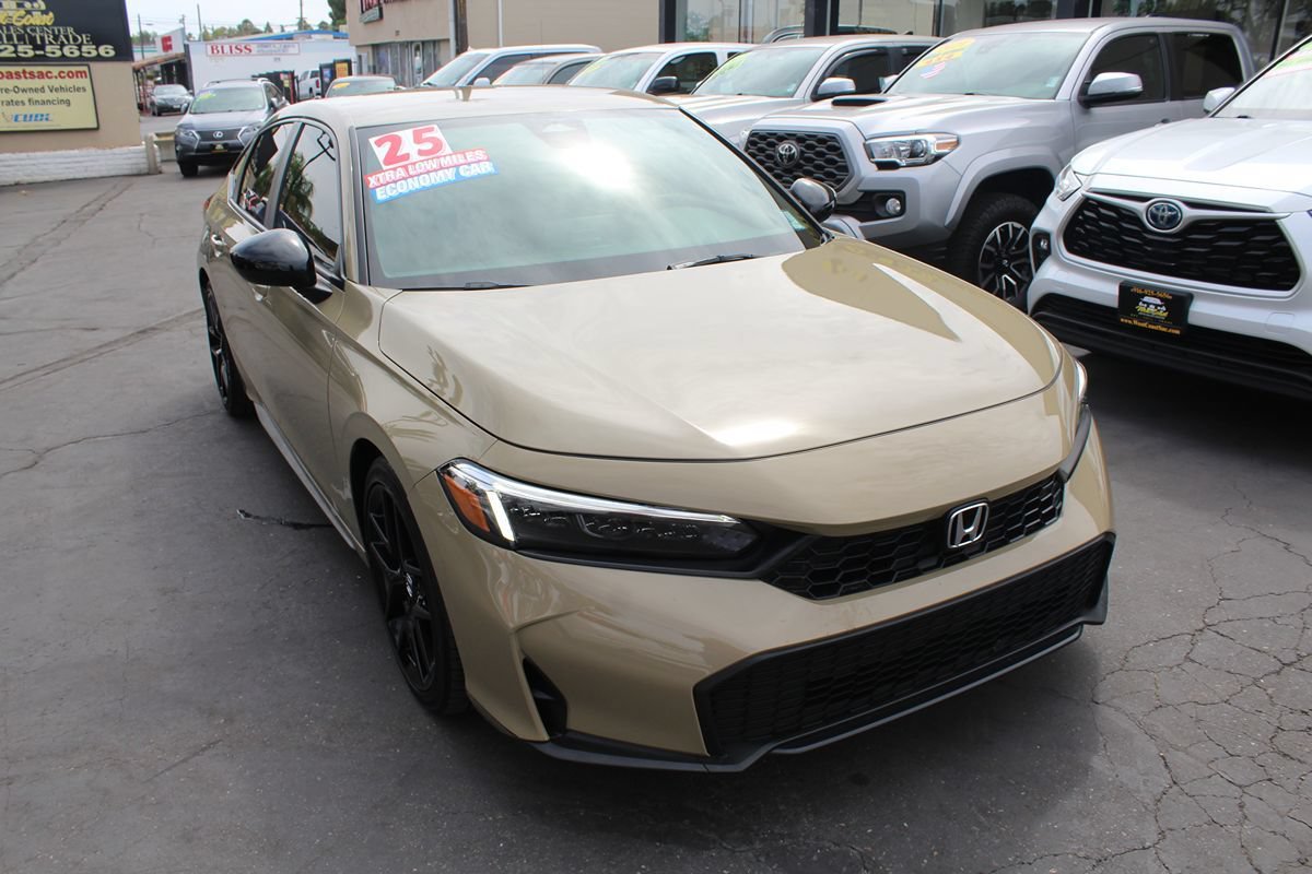 Used 2025 Honda Civic Sport image 8