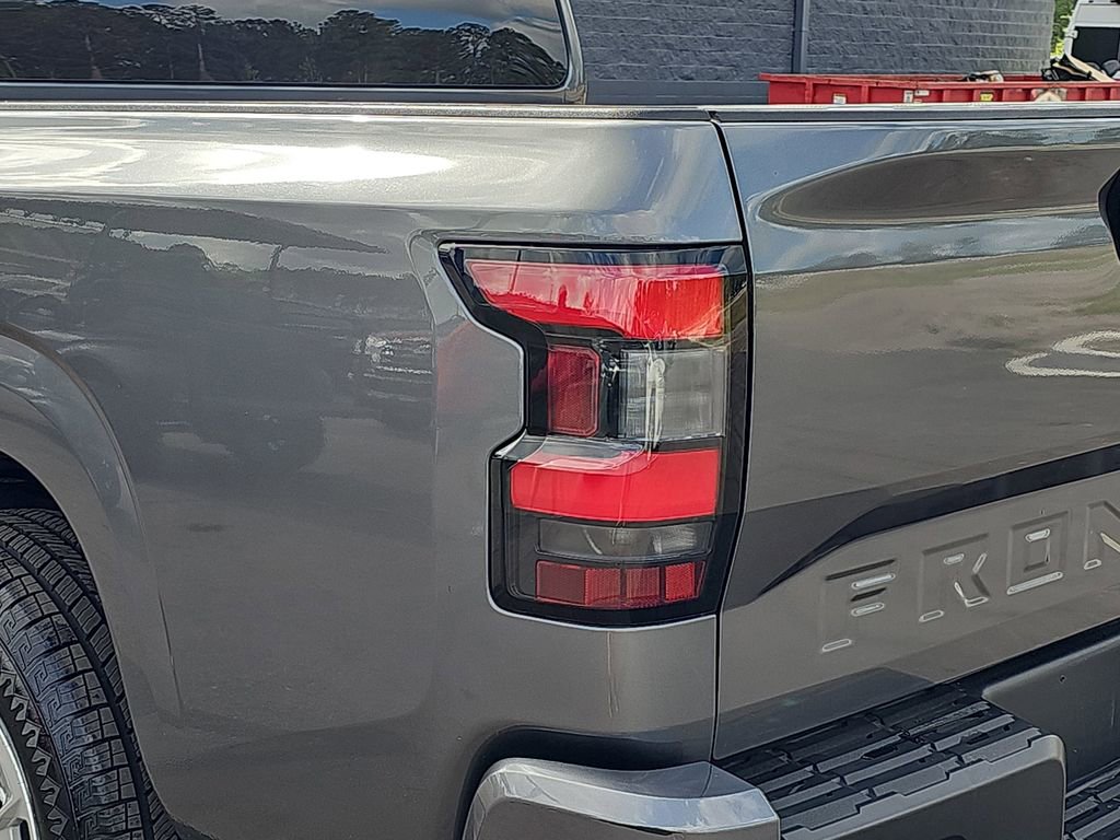 Used 2024 Nissan Frontier SV AWD/4WD image 35