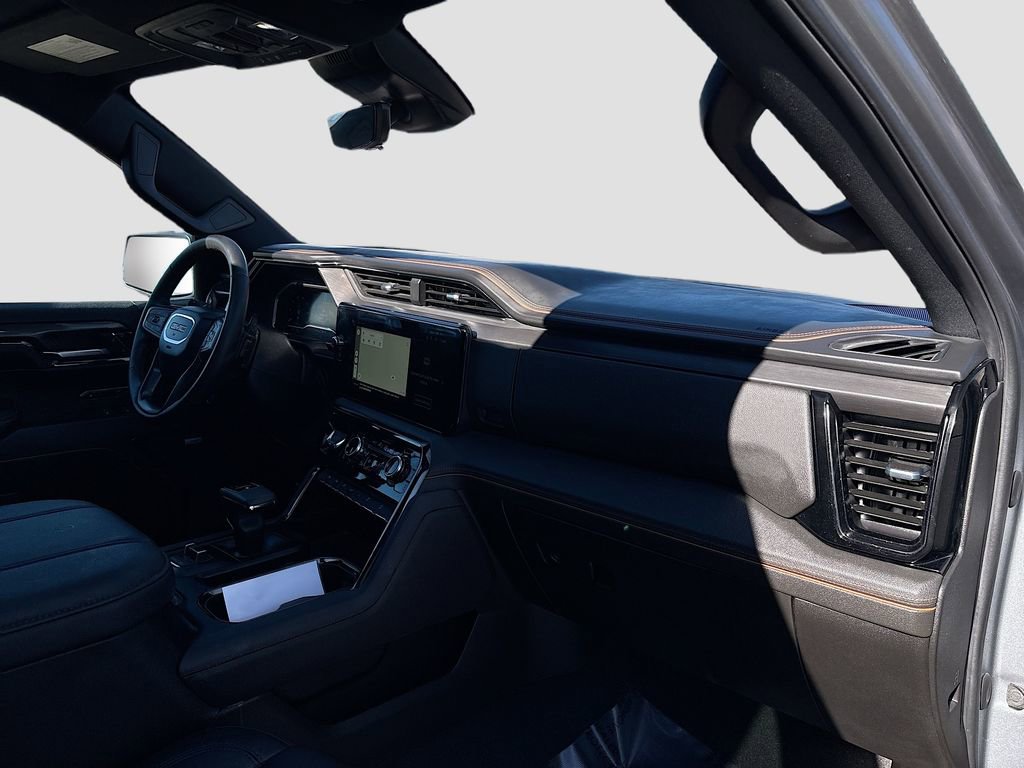 Used 2024 GMC Sierra 1500 AT4 w/ Technology Package image 30