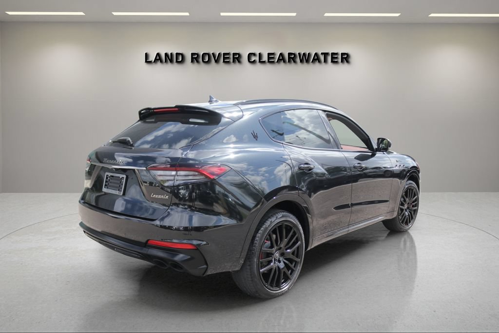 Used 2023 Maserati Levante Modena AWD/4WD image 5