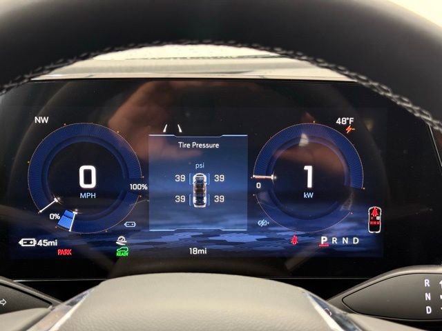 New 2026 Chevrolet Equinox EV LT FWD image 32