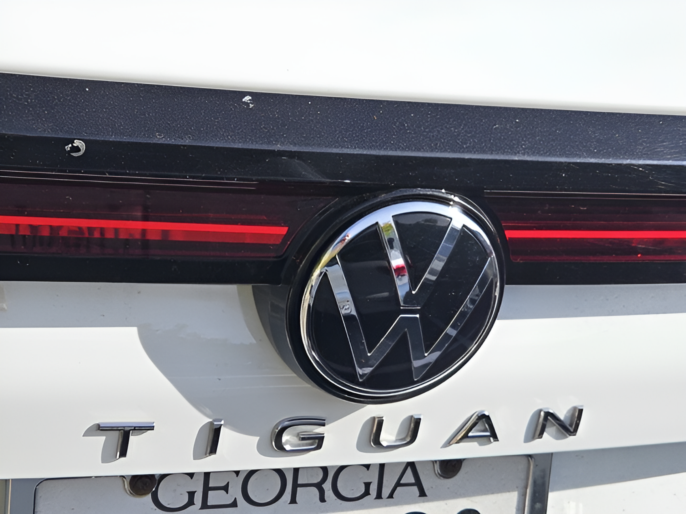 Used 2025 Volkswagen Tiguan S FWD image 9