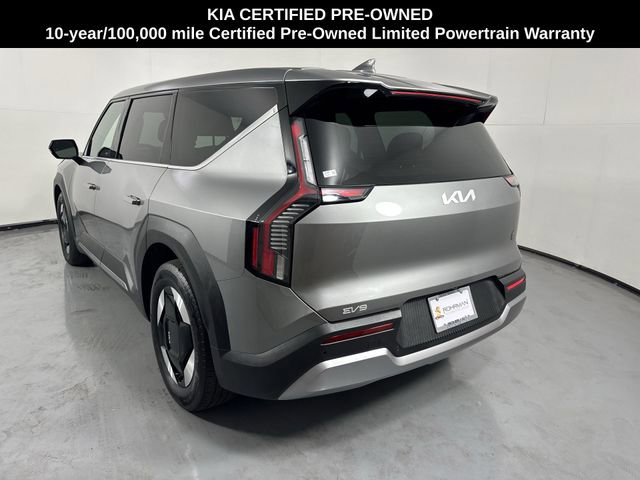 Certified 2024 Kia EV9 Light Long Range RWD image 30