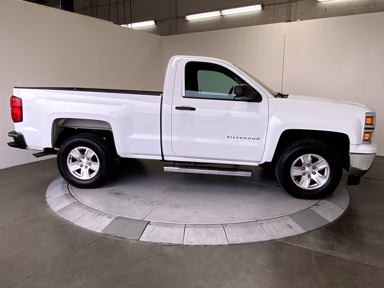 Used 2014 Chevrolet Silverado 1500 LT RWD image 6