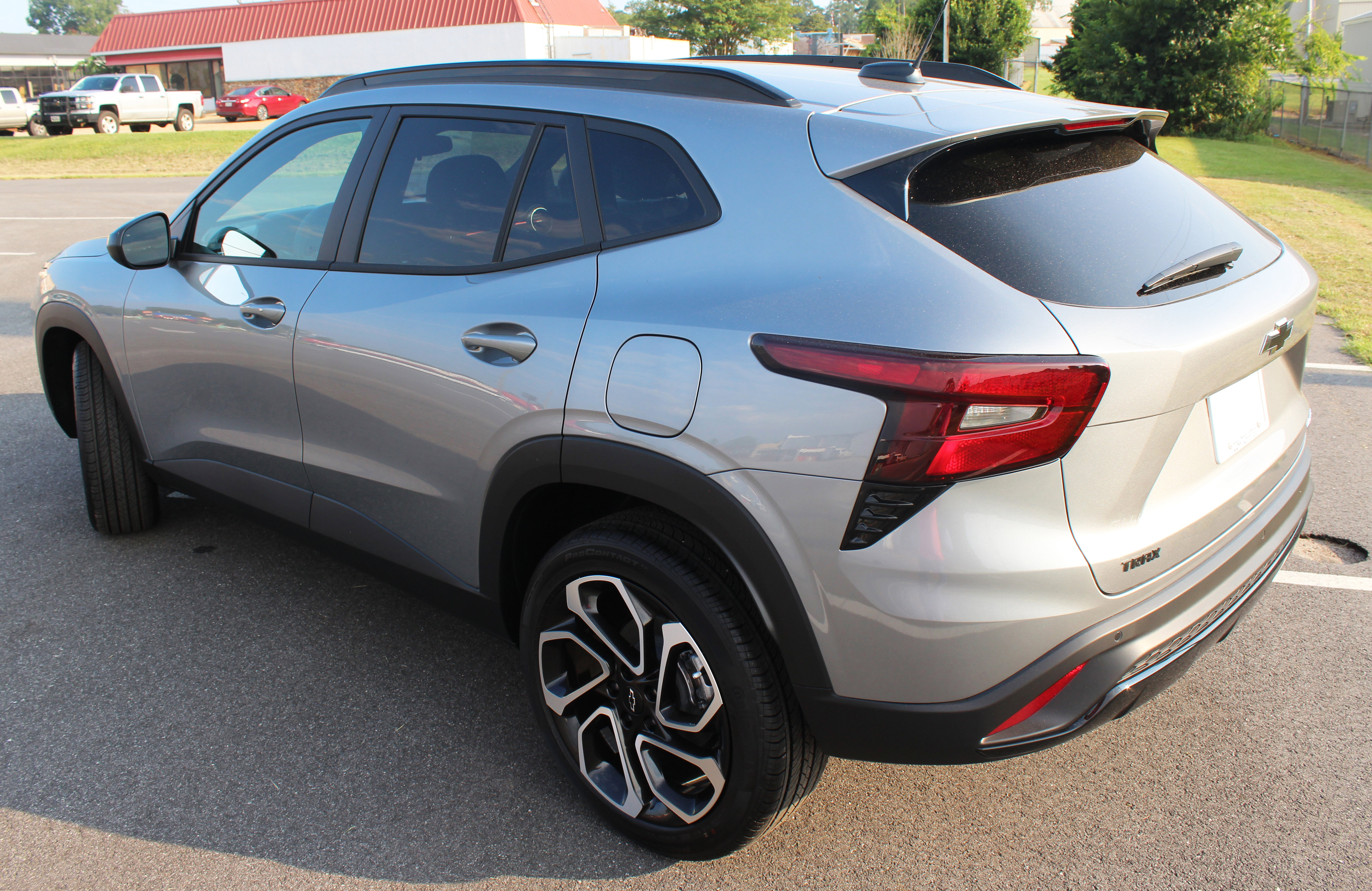 New 2025 Chevrolet Trax RS w/ Driver Confidence Package image 14