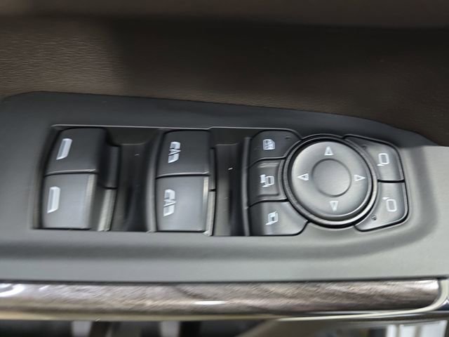 Used 2022 Chevrolet Silverado 2500 LTZ image 27