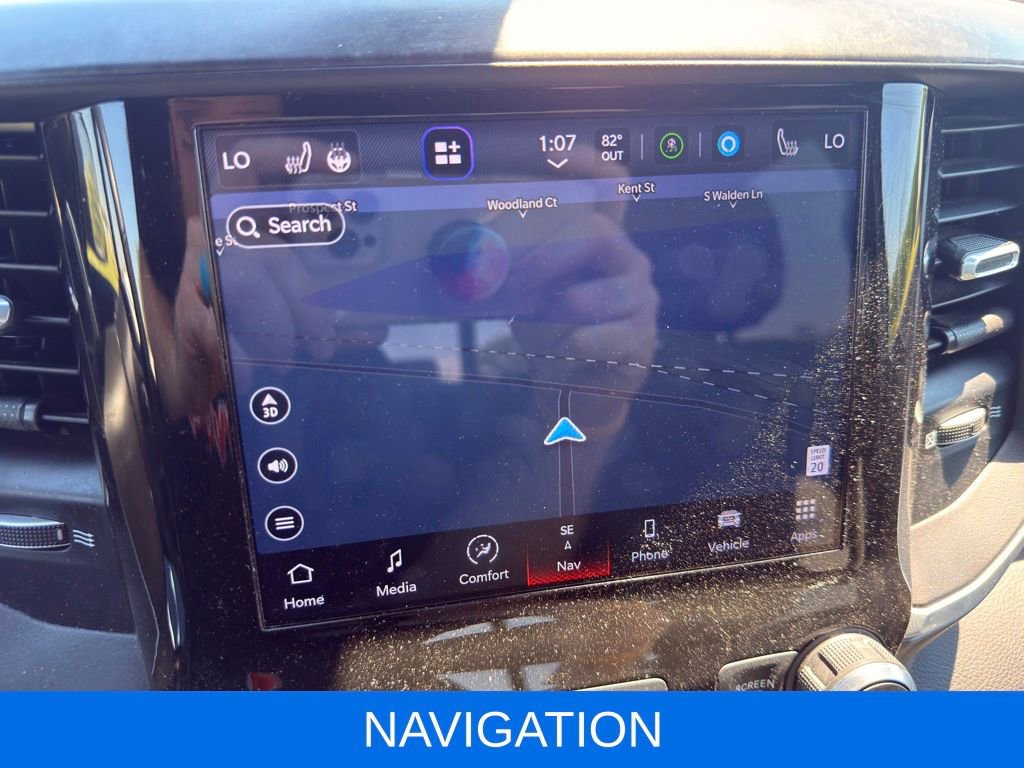 Used 2022 RAM 2500 Big Horn w/ Level C Equiment Group AWD/4WD image 5